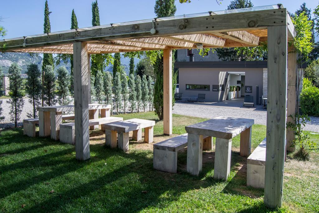 Verdepiano Bed & Camping ريفا ديل غاردا المظهر الخارجي الصورة